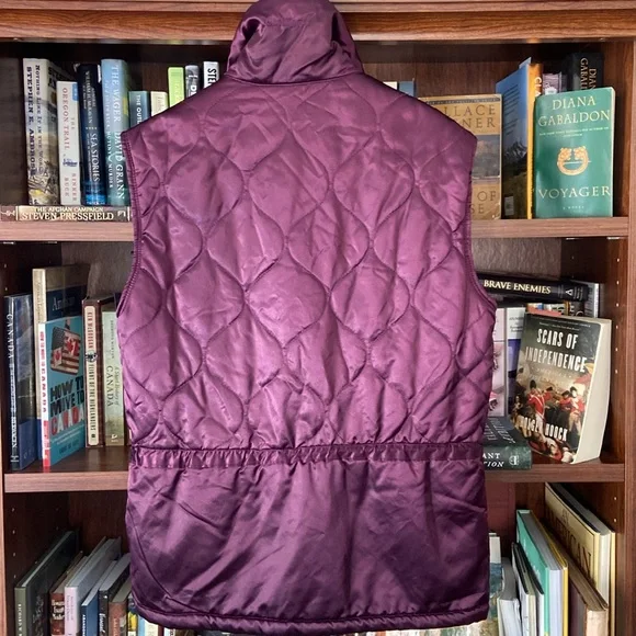 Obermeyer Mont Blanc Reversible Puffer Vest in Purple & Black Women's Size 12 - Picture 5 of 9